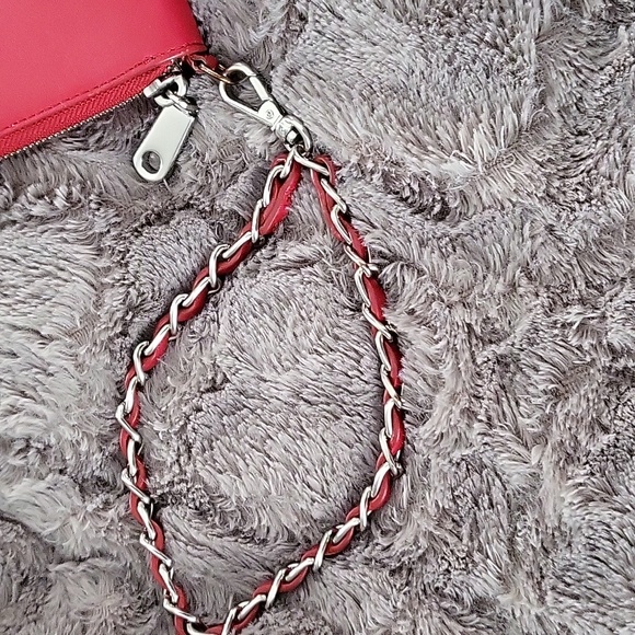 DKNY red leather wristlet wallet - Picture 3 of 6